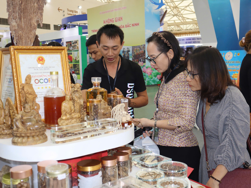 Ban Tổ chức cho biết sự kiện này có quy mô chưa từng có với khoảng 3.000 gian hàng, trên diện tích khoảng 130.000m2.
