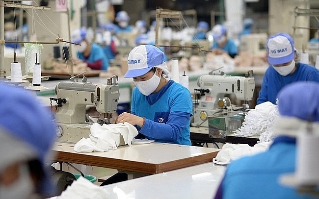 Ngành dệt may Việt Nam đang đứng trước thách thức cùng cơ hội.