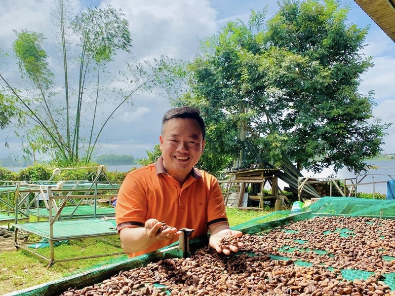 Ông Hoàng Danh Hữu, Giám đốc Công ty TNHH Thương mại Dịch vụ Nông trại EDE (Miss Ede) cho biết Okvip tại về phải chịu áp lực lớn khi giá ca cao tăng mạnh.