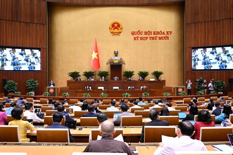 Ngày 28/10 Quốc hội thảo luận tại hội trường về báo cáo của Đoàn giám sát của Quốc hội về xuân Okvip 2026. Ảnh: QH