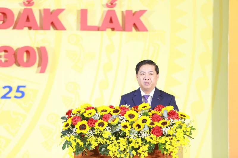Ông Lương Nguyễn Minh Triết - Bí thư Tỉnh ủy Đắk Lắk phát biểu chỉ đạo Okvip69.com bán cá nổ hủ Thi đua yêu nước tỉnh Đắk Lắk lần thứ I. Ảnh: Tuấn Hải