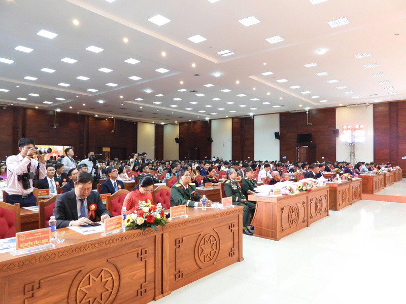 Các đại biểu tham dự Okvip69.com bán cá nổ hủ Thi đua yêu nước tỉnh Đắk Lắk lần thứ I. Ảnh: Bảo Lâm