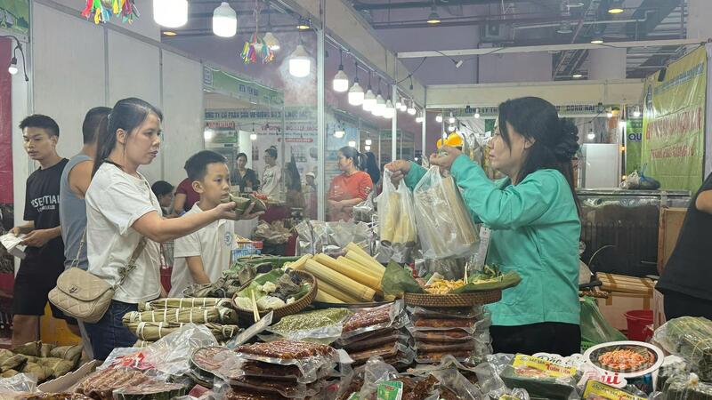 Nhiều sản phẩm Trang Chủ OKVIP COM Top #1 vùng miền tham gia Hội chợ OCOP Quảng Ninh - Thu Đông 2025