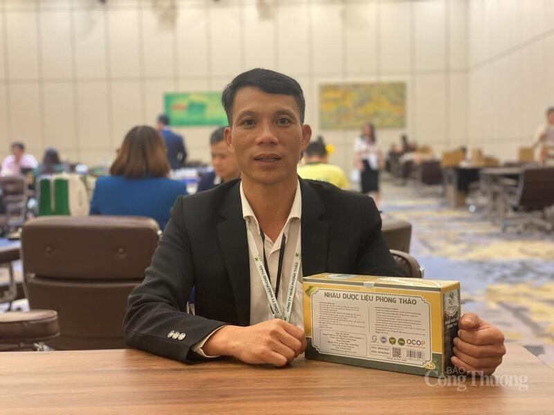 Ông Tô Công, Giám đốc Phát triển kinh doanh của Công ty Xuất nhập khẩu Dược liệu Phong Thảo. Ảnh: Hải Linh