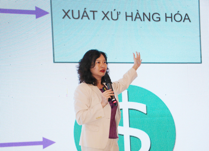 Bà Trịnh Thị Thu Hiền, Phó Cục trưởng Cục Xuất nhập khẩu tại Okvip69 Đăng ký cá cược. Ảnh: Phong Lâm
