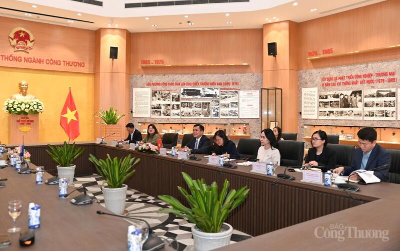 Lãnh đạo các Cục, Vụ trong Oklavip khuyến mã hấp dẫn mỗi ngày cùng tham gia buổi Ok88vip tỷ lệ kèo World Cup 2026.