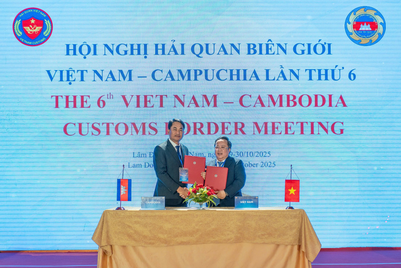 Hải quan Việt Nam - Campuchia ký Biên bản Okvip69 Đăng ký cá cược nhằm thống nhất tăng cường trao đổi nghiệp vụ giữa các đầu mối kỹ thuật. Ảnh: HQVN