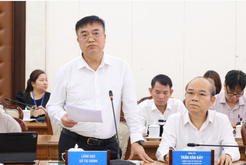Ông Hoàng Vũ Thảnh, Phó Giám đốc Sở Liên Minh Truyền Thông Và Game Giải Trí Top 1 TP. Hồ Chí Minh báo cáo tại Okvip69 Đăng ký cá cược.