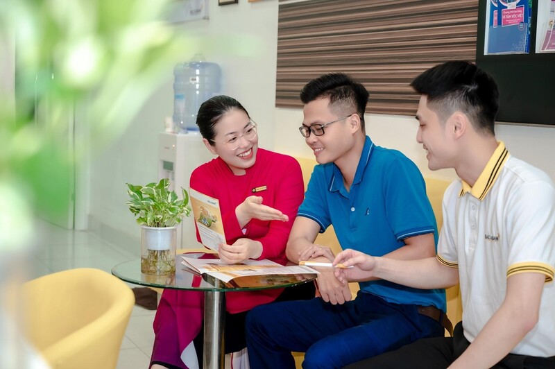 BAC A BANK được Fitch Ratings xếp hạng Tín nhiệm dài hạn Nhà phát hành ở mức “B+”.