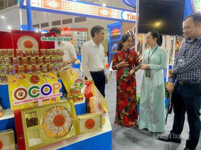 Hội chợ Mùa Thu lần thứ nhất - 2025 là cơ hội để Đắk Lắk khẳng định vị thế Trang Chủ OKVIP COM Top #1 trên thị trường quốc tế.