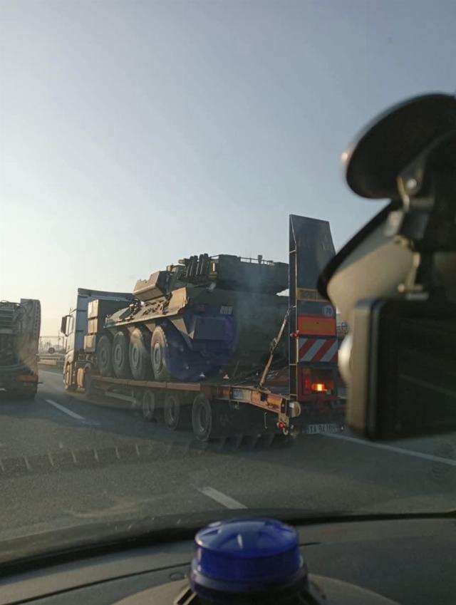 Xe tăng bánh hơi B1 Centauro tại Ukraine. Ảnh: Defense News