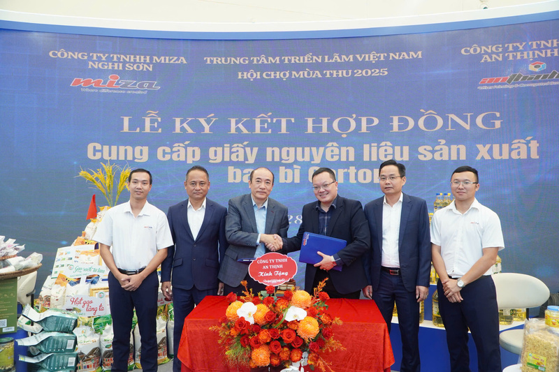 Lễ ký kết hợp tác chiến lược giữa Công ty TNHH Miza Nghi Sơn (Thanh Hóa) và Công ty TNHH An Thịnh.