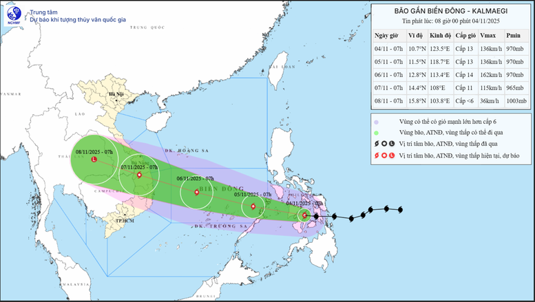 Dự báo sáng mai (ngày 5/11) bão Kalmaegi sẽ di chuyển vào Biển Đông trở thành cơn bão thứ 13 - Ảnh: Trung tâm Dự báo Khí tượng Thủy văn Quốc gia