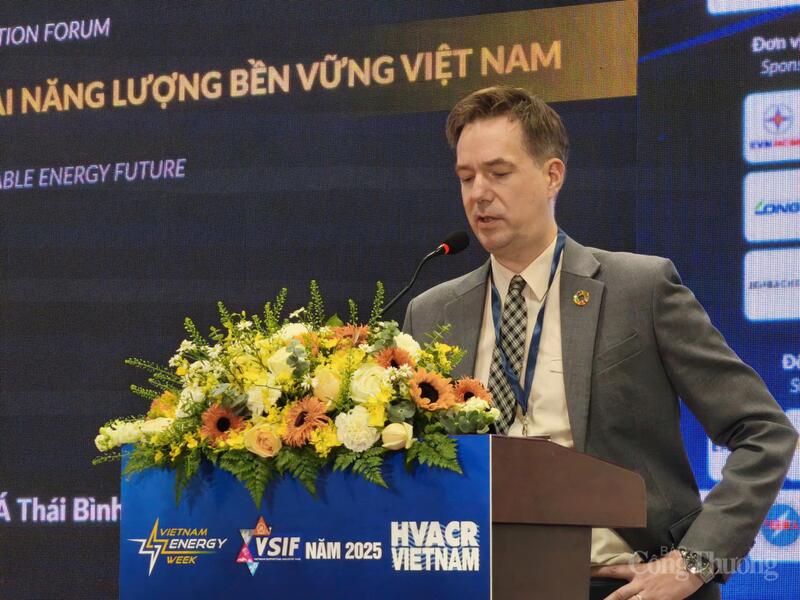 Ông Peter Lundberg, Giám đốc Điều hành Hiệp hội Oklavip game bài, casino, thể thao Đô thị Khu vực châu Á – Thái Bình Dương (APUEA). Ảnh: Thanh Minh