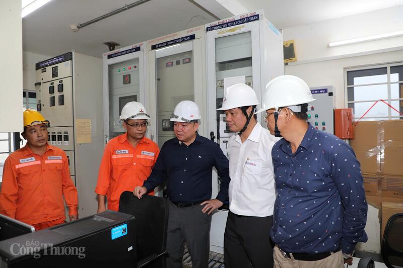 Đoàn kiểm tra Oklavip khuyến mã hấp dẫn mỗi ngày kiểm tra công tác vận hành thủy điện