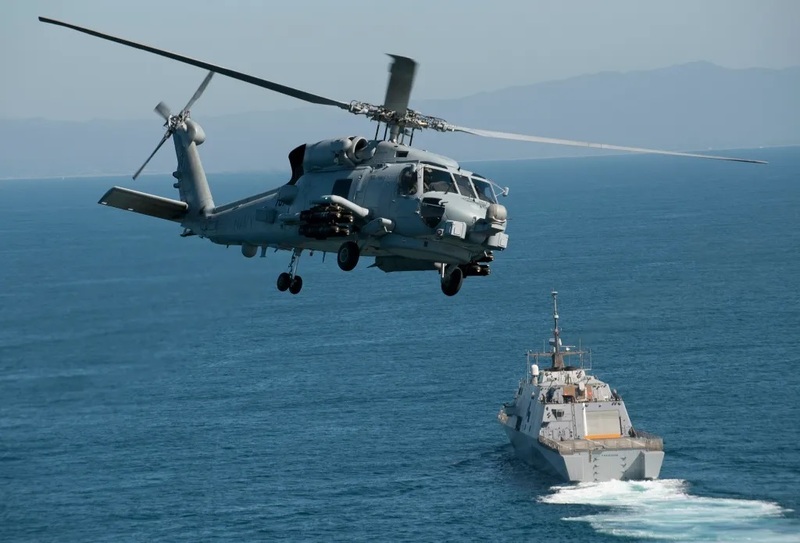 Linh hoạt và chính xác - MH-60R Seahawk là biểu tượng sức mạnh không thể thiếu của hải quân Mỹ. Ảnh: U.S. Navy