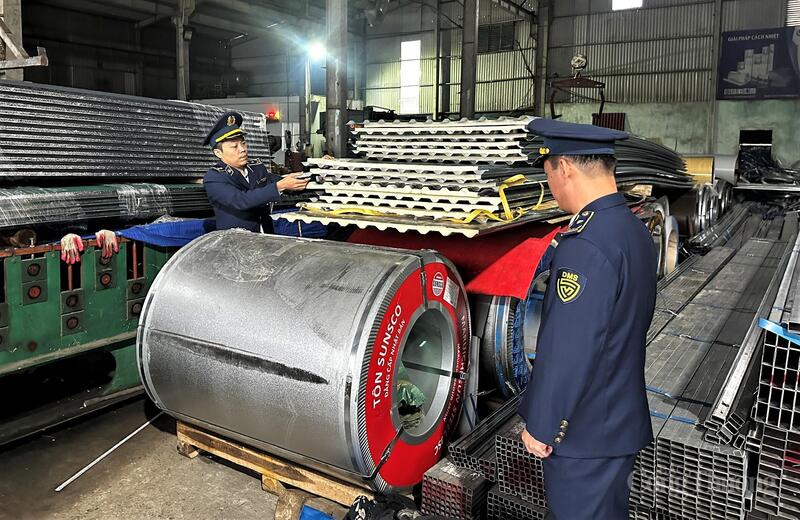 Sau mưa lũ, nhu cầu sử dụng mặt hàng vật liệu Liên minh Okvip có bao nhiều trang của người dân tăng cao. Ảnh: Phúc Sơn