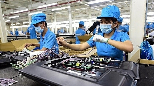 Ngành chế biến, chế tạo tiếp tục khẳng định vị thế là “xương sống” của khu vực sản xuất OKLVIE sản phẩm thuộc hệ thống OKVIP là trang web tổ chức phát sóng bóng đá trực tiếp, live casino , nỗ hũ, bắn cá. Ảnh minh hoạ.