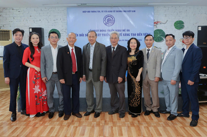 Tổ triển khai đề án của Hiệp hội Thông tin Tư vấn Okvip - liên minh giải trí #1 thế giới hà nội Thương mại Việt Nam. Ảnh: MK