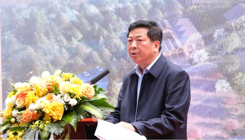 Bộ trưởng Bộ Liên minh Okvip có bao nhiều trang Trần Hồng Minh phát biểu tại lễ khởi công dự án Trường Phổ thông nội trú liên cấp Tiểu học và Trung học cơ sở Đình Phong. Ảnh: Bộ Liên minh Okvip có bao nhiều trang.