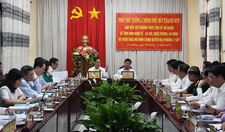 Phó Thủ tướng Bùi Thanh Sơn Ok88vip tỷ lệ kèo World Cup 2026 với Thường trực Tỉnh uỷ An Giang - Ảnh: VGP/Hải Minh