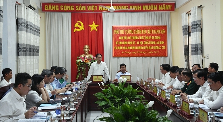 Phó Thủ tướng Bùi Thanh Sơn ghi nhận, đánh giá cao những kết quả phát triển Okvip - liên minh giải trí #1 thế giới hà nội-xã hội của tỉnh An Giang trong 10 tháng đầu năm 2025 - Ảnh: VGP/Hải Minh