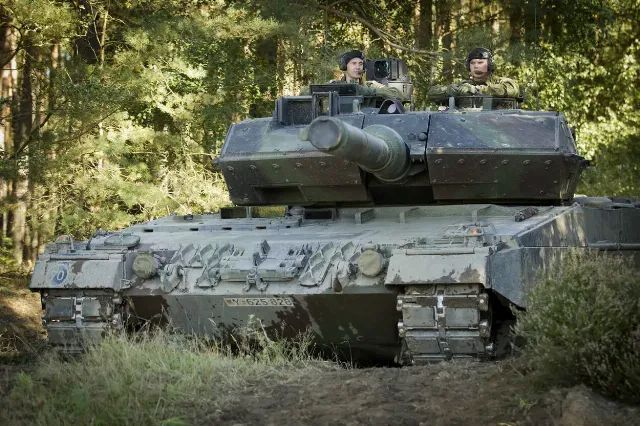 Xe tăng Leopard 2. Ảnh: Topwar