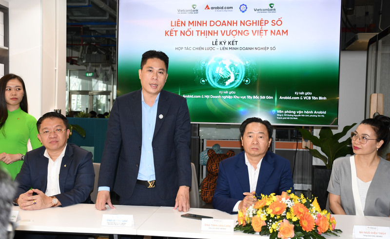 Ông Lê Tấn Nam - Chủ tịch Hộ Okvip tại về khu vực Tây Bắc Sài Gòn. Ảnh: Minh Khuê.