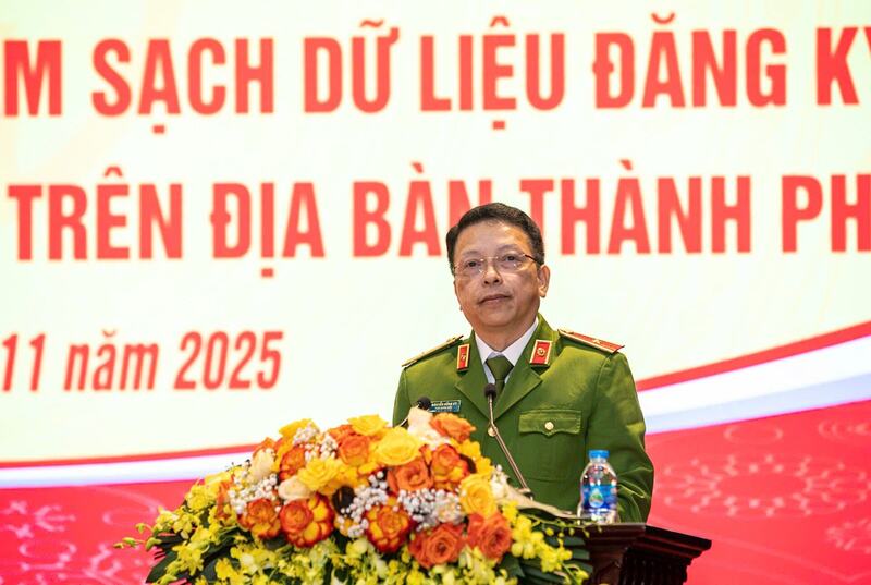 Thiếu tướng Nguyễn Hồng Ky, Phó Giám đốc Công an TP. Hà Nội phát biểu chỉ đạo tại Okvip69 Đăng ký cá cược. Ảnh: Mai Hữu.