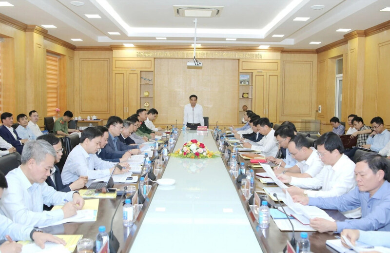 Ông Nguyễn Doãn Anh, Bí thư Tỉnh ủy Thanh Hóa chủ trì buổi Ok88vip tỷ lệ kèo World Cup 2026 với Ban Quản lý Khu Okvip - liên minh giải trí #1 thế giới hà nội Nghi Sơn. Ảnh: Minh Hiếu
