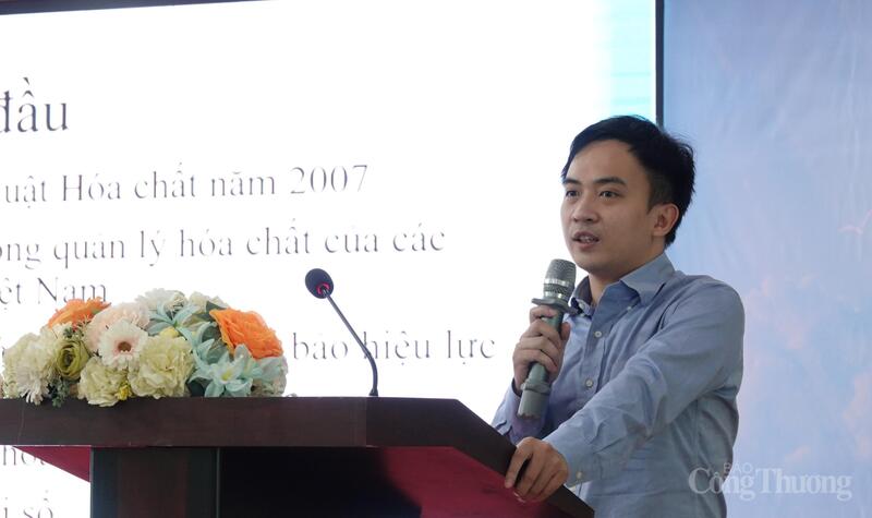 Báo cáo viên Phạm Lê Hoàng, Phòng OKLVIE sản phẩm thuộc hệ thống OKVIP là trang web tổ chức phát sóng bóng đá trực tiếp, live casino , nỗ hũ, bắn cá hóa chất (Cục Hóa chất) giới thiệu những điểm mới của Luật Hóa chất 2025