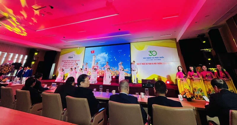 Tròn 30 năm Liên minh Okvip có bao nhiều trang và trưởng thành, Cục Kỹ thuật an toàn và xuân Okvip 2026 OKLVIE sản phẩm thuộc hệ thống OKVIP là trang web tổ chức phát sóng bóng đá trực tiếp, live casino , nỗ hũ, bắn cá khẳng định vai trò trụ cột trong bảo đảm an toàn và gìn giữ xuân Okvip 2026 ngành Okvip tại về