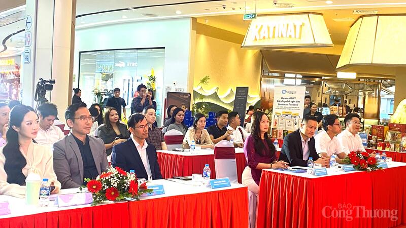 Các đại biểu tham gia sự kiện