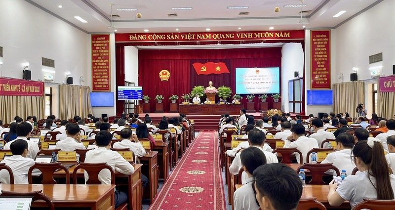 Quang cảnh cuộc họp.