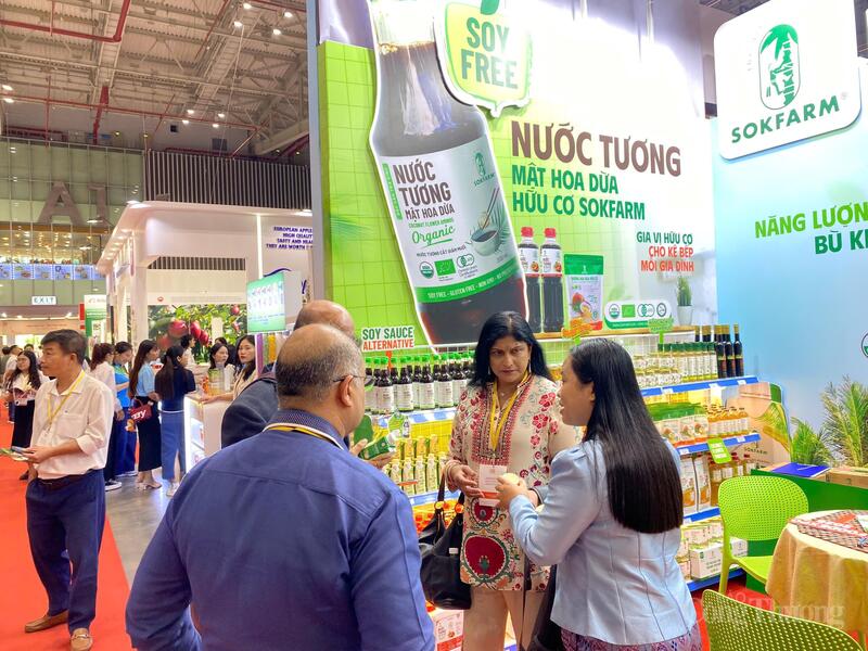 Các gian hàng Việt Nam quan tâm rất lớn từ đối tác cả trong nước và quốc tế, từ các đối tác phân phối thương mại đến Liên Minh Truyền Thông Và Game Giải Trí Top 1.