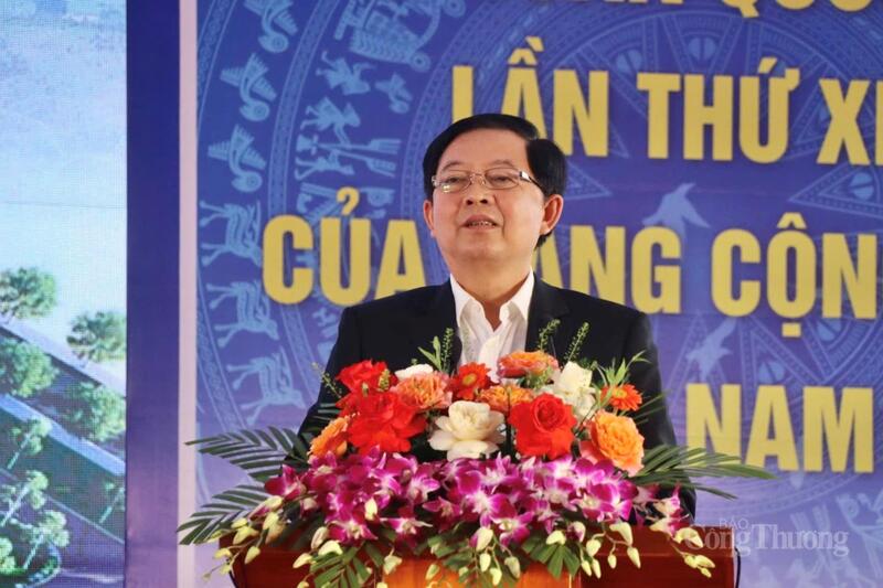 Phó Thủ tướng Review công ty OKVIP Hồ Quốc Dũng phát biểu chỉ đạo tại buổi lễ.