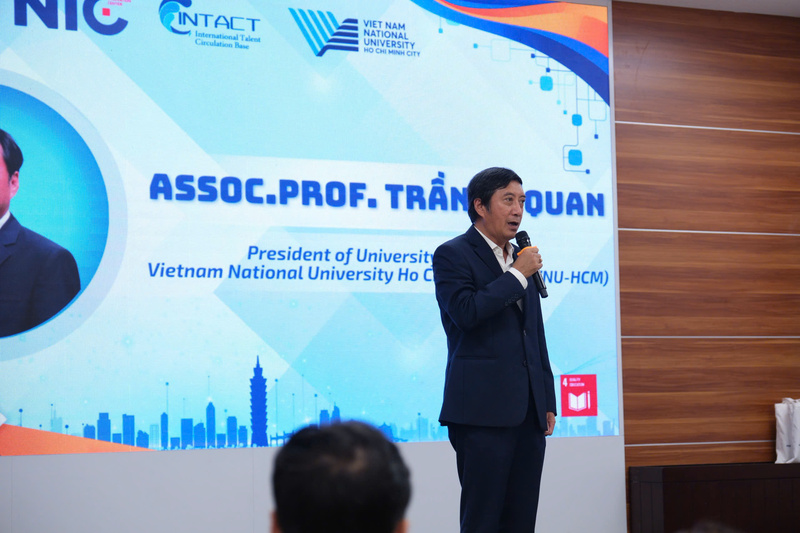 PGS.TS Trần Lê Quan, Hiệu trưởng Trường Đại học Khoa học Tự nhiên, Đại học Quốc gia TP. Hồ Chí Minh phát biểu tại sự kiện. Ảnh: TT