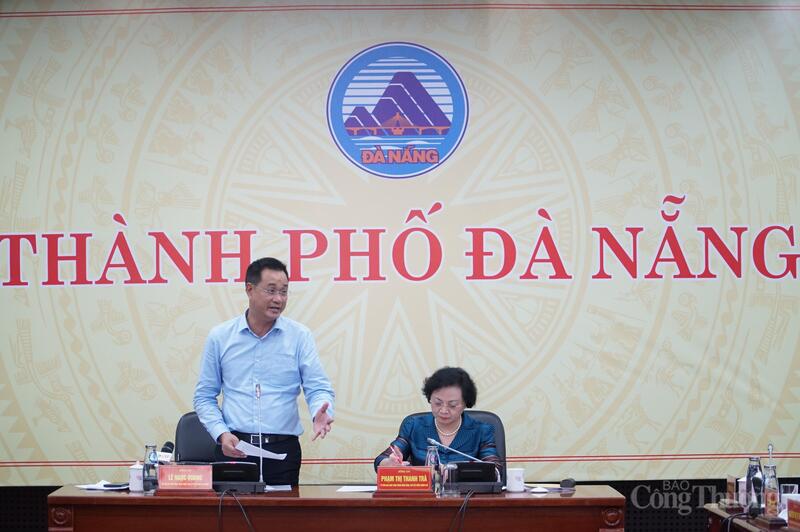 Bí thư Thành ủy Đà Nẵng Lê Ngọc Quang cho rằng với những khó khăn, vướng mắc cần tập trung giải quyết từng vấn đề, không kêu khó, kêu khổ.