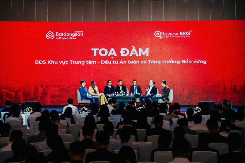 Diễn đàn bất động sản TP. Hồ Chí Minh với chủ đề “Hạt nhân trung tâm” thu hút được sự quan tâm của các chuyên gia, giới đầu tư...
