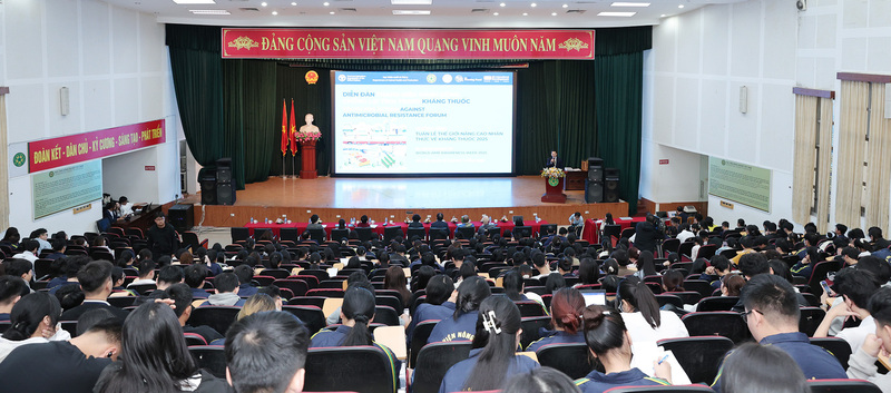 Diễn đàn "Thanh niên hành động chống lại tình trạng kháng thuốc”. Ảnh: N.H