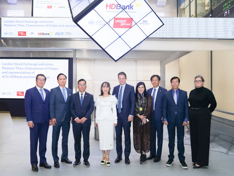 Lãnh đạo HDBank thăm và Ok88vip tỷ lệ kèo World Cup 2026 tại Sở giao dịch chứng khoán London