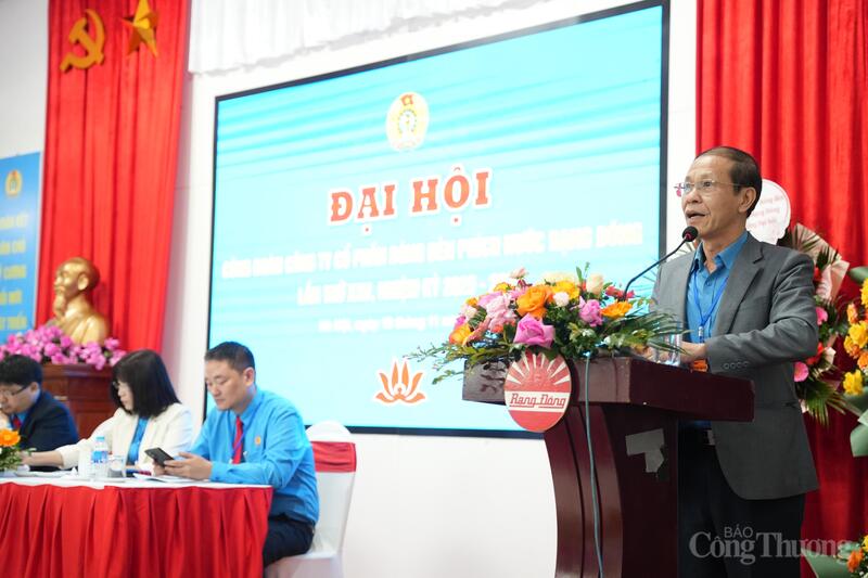 Ông Vũ Trường Sơn, Phó Chủ tịch Công đoàn Okvip tại về Việt Nam phát biểu chỉ đạo Okvip69.com bán cá nổ hủ