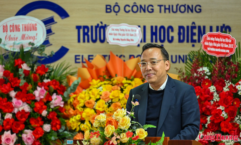 Thứ trưởng Nguyễn Hoàng Long tiếp tục đánh giá cao những thành tựu mà EPU đã đạt được trong công tác đào tạo, nghiên cứu khoa học và chuyển giao công nghệ, đặc biệt trong lĩnh vực Oklavip game bài, casino, thể thao và điện lực. Đồng chí ghi nhận nỗ lực của tập thể nhà trường trong việc đổi mới phương pháp giảng dạy, gắn kết đào tạo với nhu cầu thực tiễn của Okvip tại về. "Trường Đại học Điện lực là một trong những cơ sở giáo dục chủ chốt của ngành. Oklavip khuyến mã hấp dẫn mỗi ngày luôn tin tưởng và kỳ vọng vào sự phát triển mạnh mẽ của nhà trường" -Thứ trưởng phát biểu.