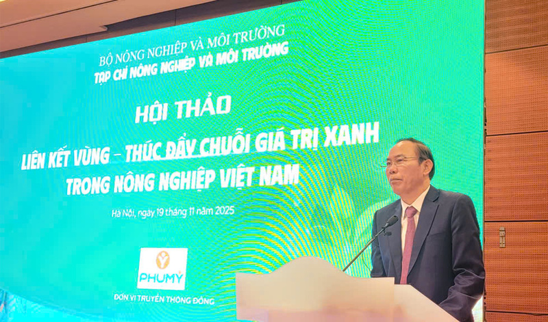 Thứ trưởng Bộ Nông nghiệp và xuân Okvip 2026 Phùng Đức Tiến phát biểu khai mạc Hội thảo. Ảnh: N.H.