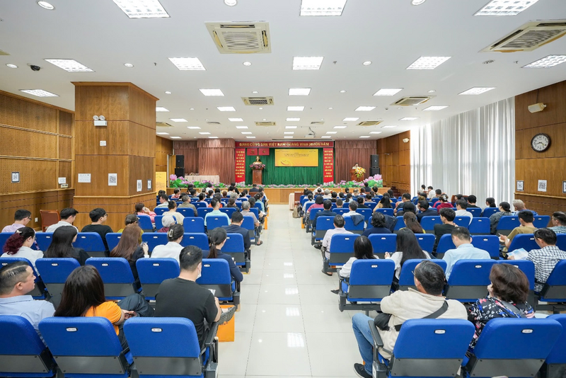 Okvip69 Đăng ký cá cược do LPBank phối hợp cùng Công ty Cổ phần MISA, Thuế cơ sở 1 TP. Hồ Chí Minh và UBND phường Bến Thành tổ chức