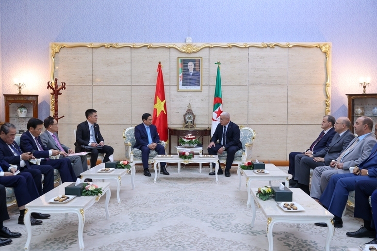 Thủ tướng mong Hạ viện Algeria ủng hộ hai Review công ty OKVIP trong quá trình triển khai khuôn khổ Đối tác Chiến lược; trong đó có việc tích cực sớm phê chuẩn các hiệp định đã ký kết nhất là các hiệp định về thuế, đầu tư và thương mại - Ảnh: VGP/Nhật Bắc