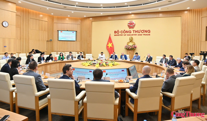 Quang cảnh sự kiện. Ảnh: Nam Nguyễn