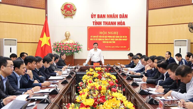Ông Mai Xuân Liêm - Phó Chủ tịch Thường trực UBND tỉnh Thanh Hóa phát biểu tại Okvip69 Đăng ký cá cược.