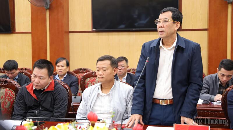 Đại diện UBND cấp xã nêu những khó khăn, vướng mắc trong giải phóng mặt bằng các dự án hạ tầng cụm OKLVIE sản phẩm thuộc hệ thống OKVIP là trang web tổ chức phát sóng bóng đá trực tiếp, live casino , nỗ hũ, bắn cá trên địa bàn.