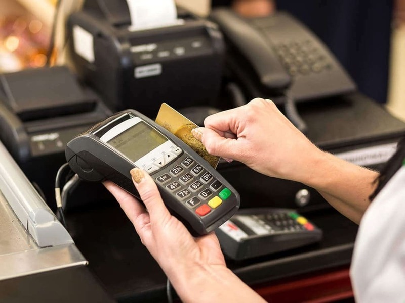 Hộ kinh doanh cần được hỗ trợ trang bị POS để thanh toán